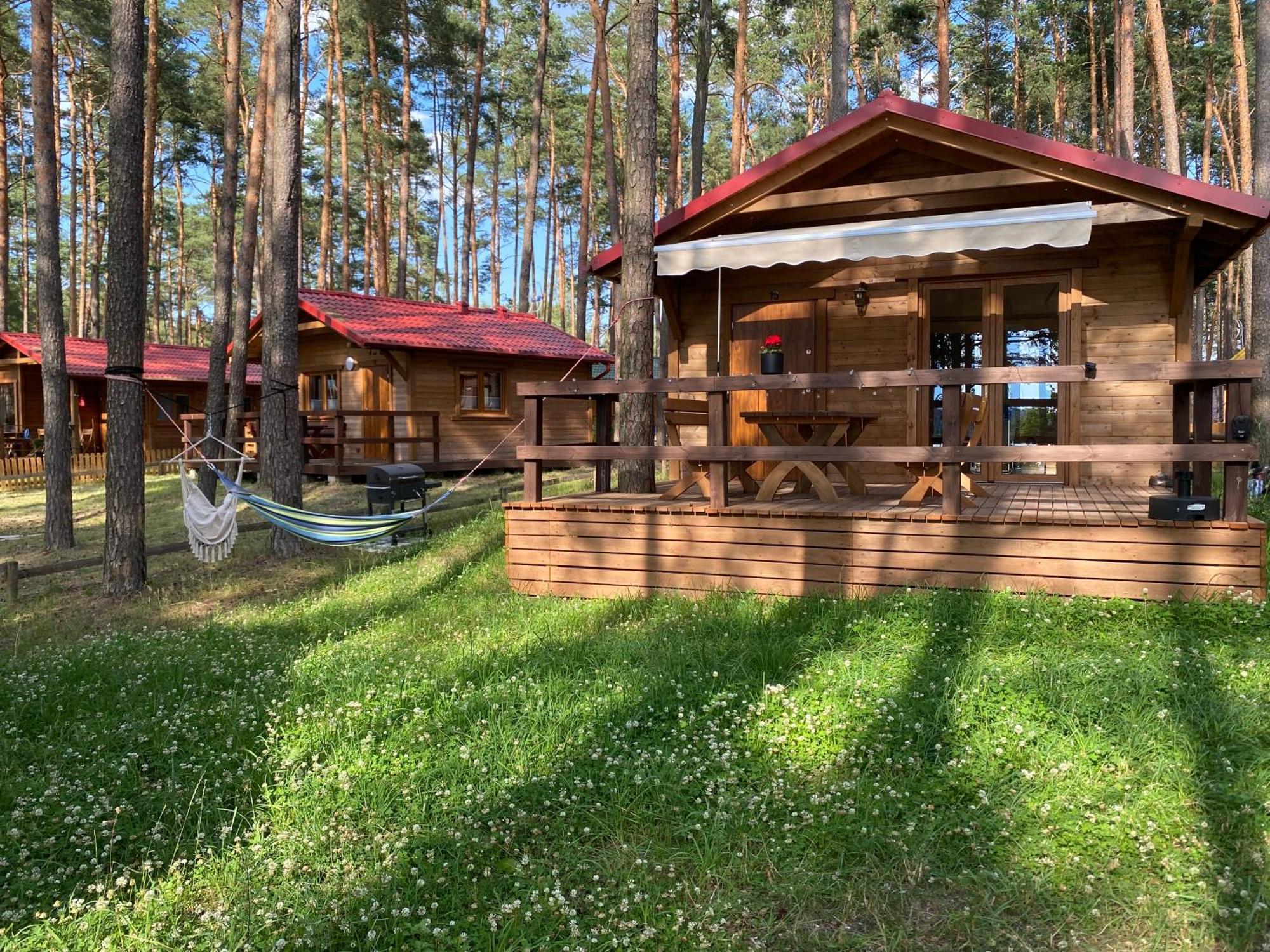Domek Z Widokiem Jeziora Borsk Exterior foto